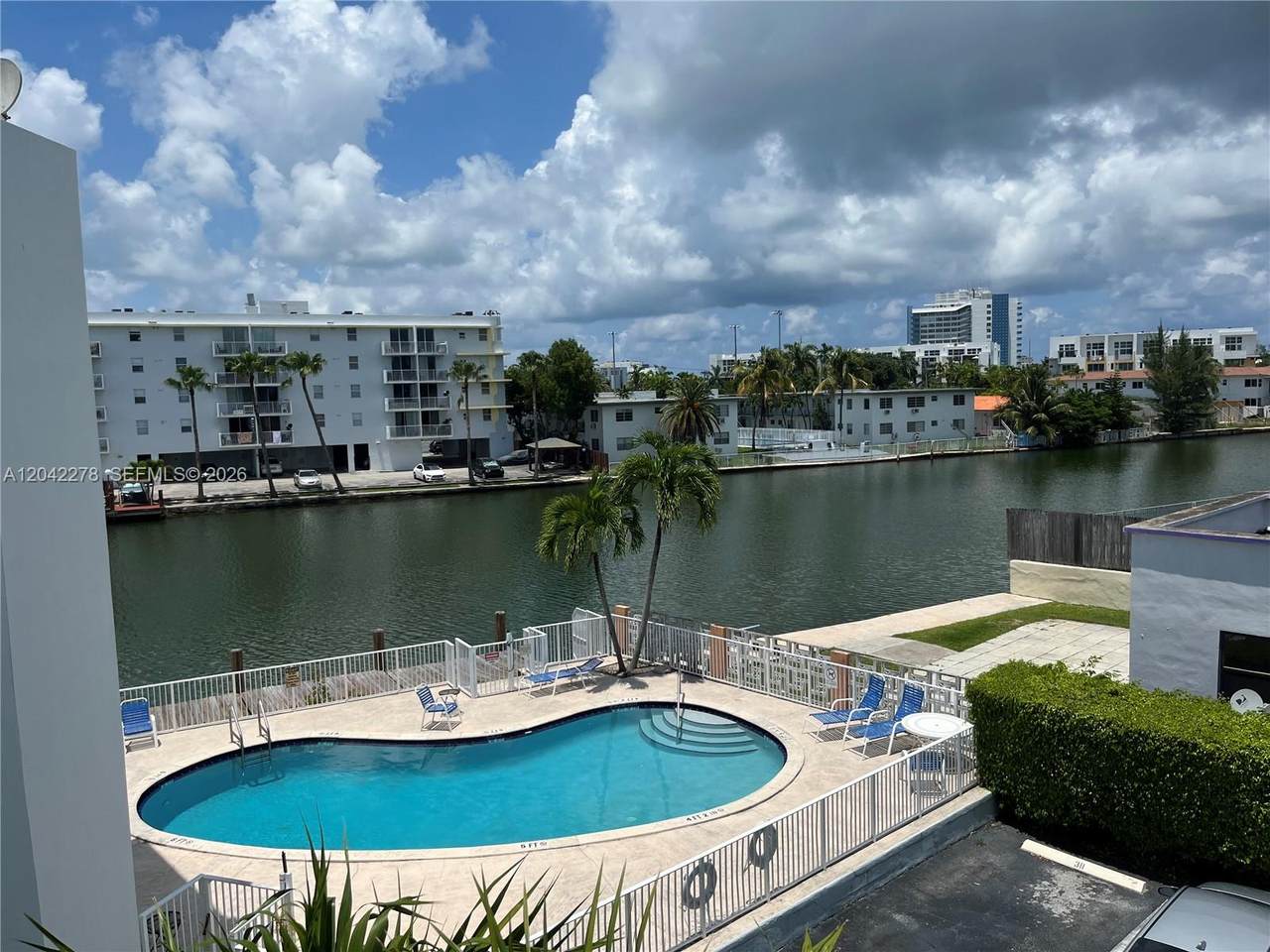 https://bt-photos.global.ssl.fastly.net/miami/1280_boomver_1_A12042278-2.jpg