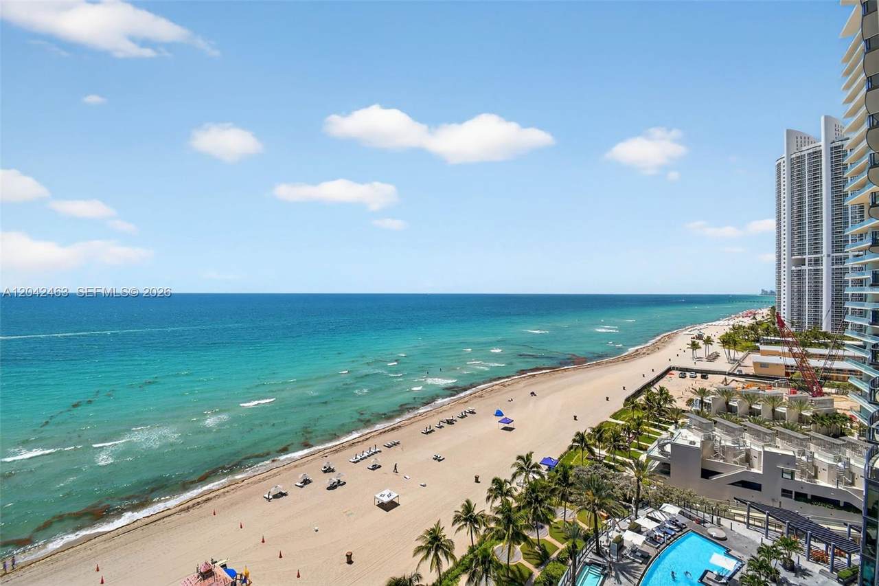 18671 Collins Ave - Photo 1