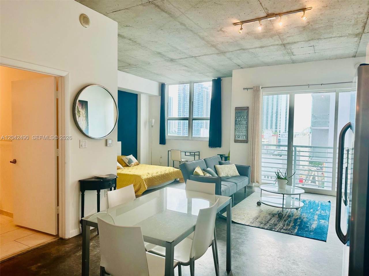 133 2 AV - Photo 1