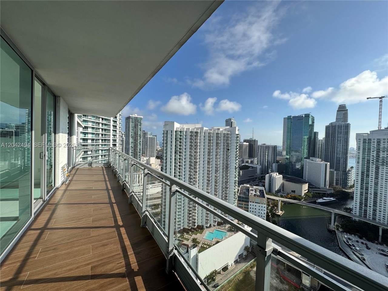 https://bt-photos.global.ssl.fastly.net/miami/1280_boomver_1_A12042494-2.jpg