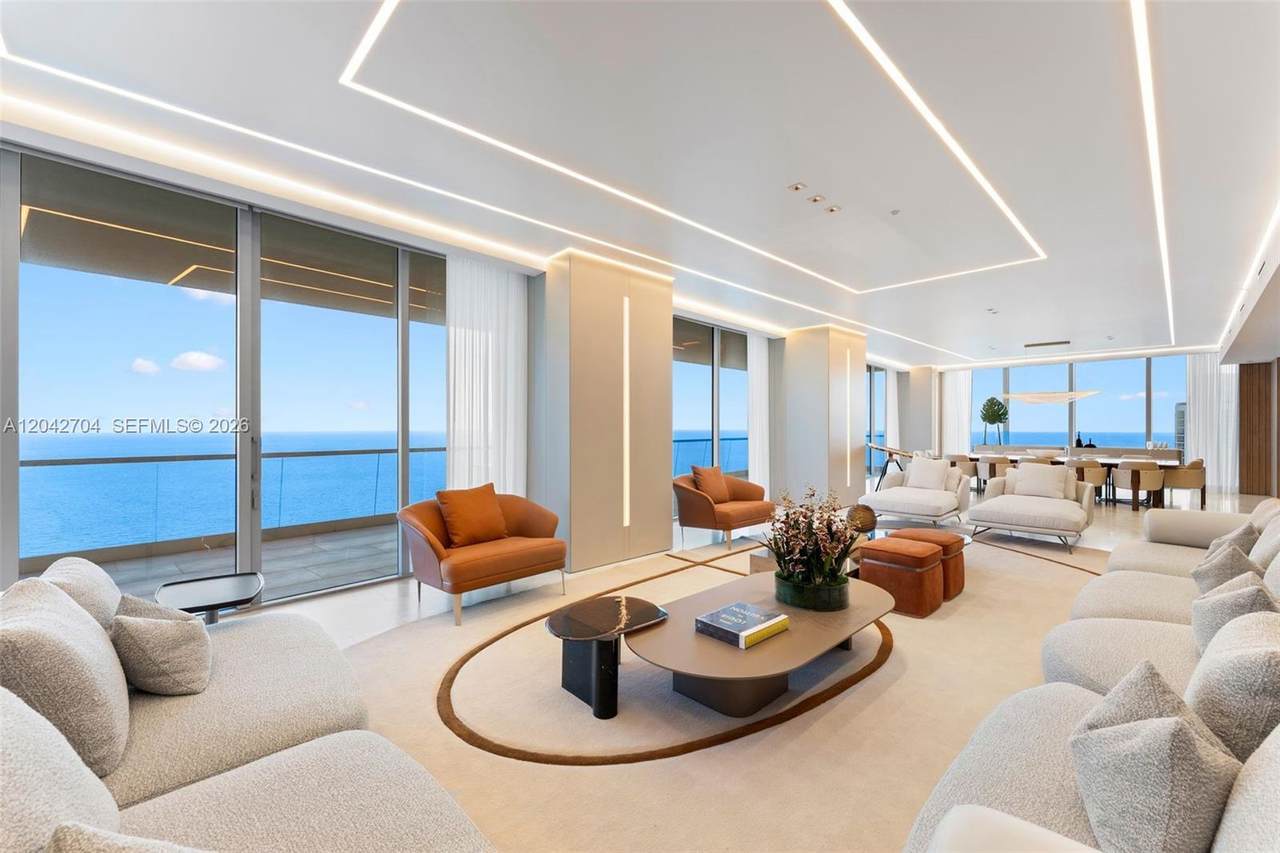 18501 Collins Ave - Photo 1