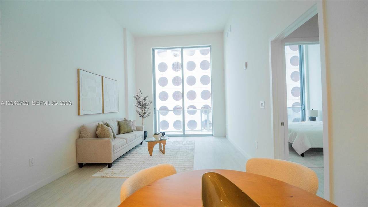 77 5th St - Photo 1
