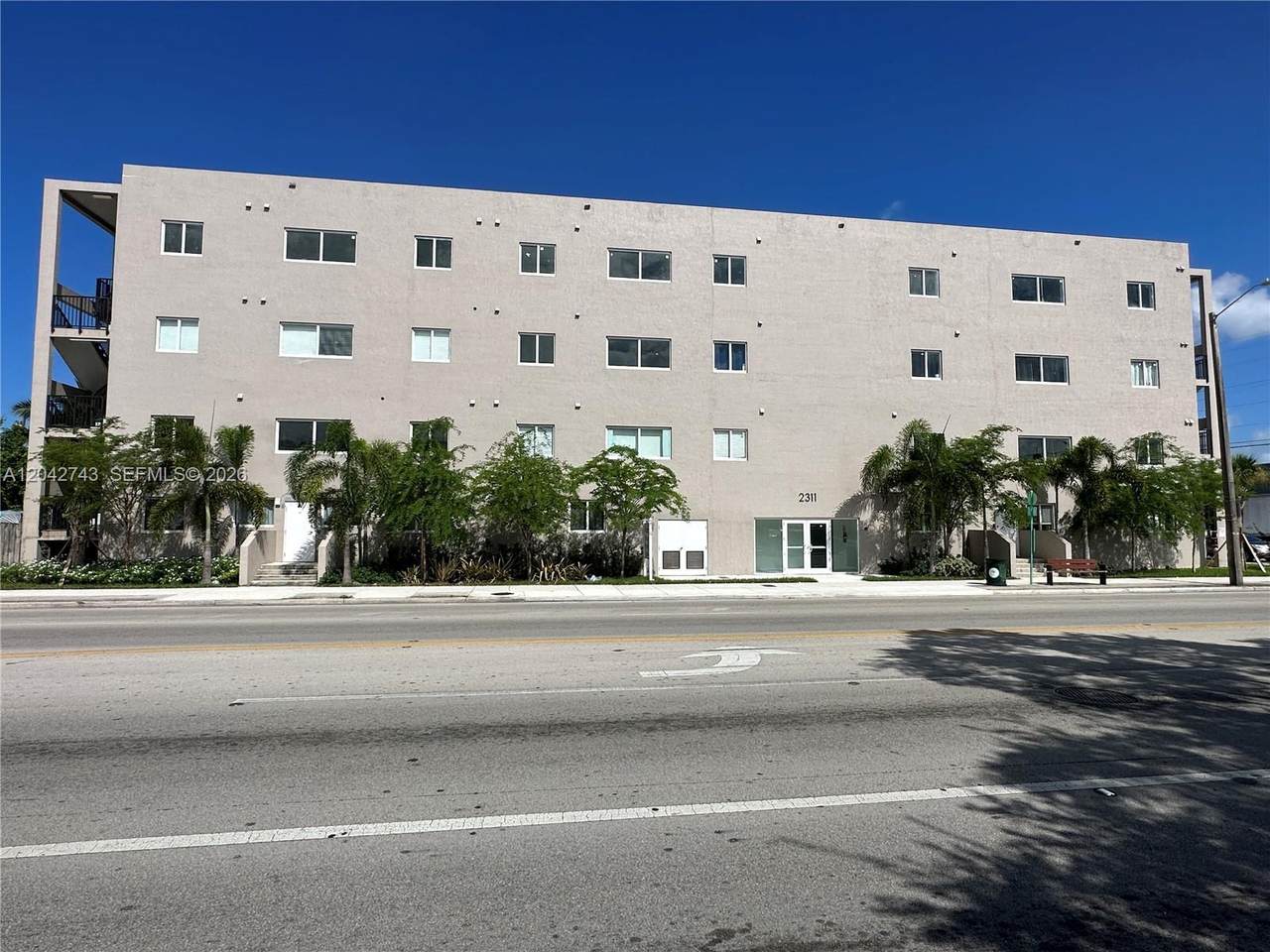 https://bt-photos.global.ssl.fastly.net/miami/orig_boomver_1_A12042743-2.jpg