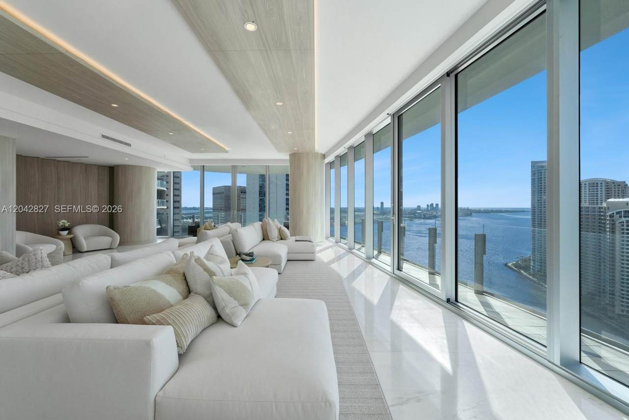 https://bt-photos.global.ssl.fastly.net/miami/1280_boomver_1_A12042827-2.jpg
