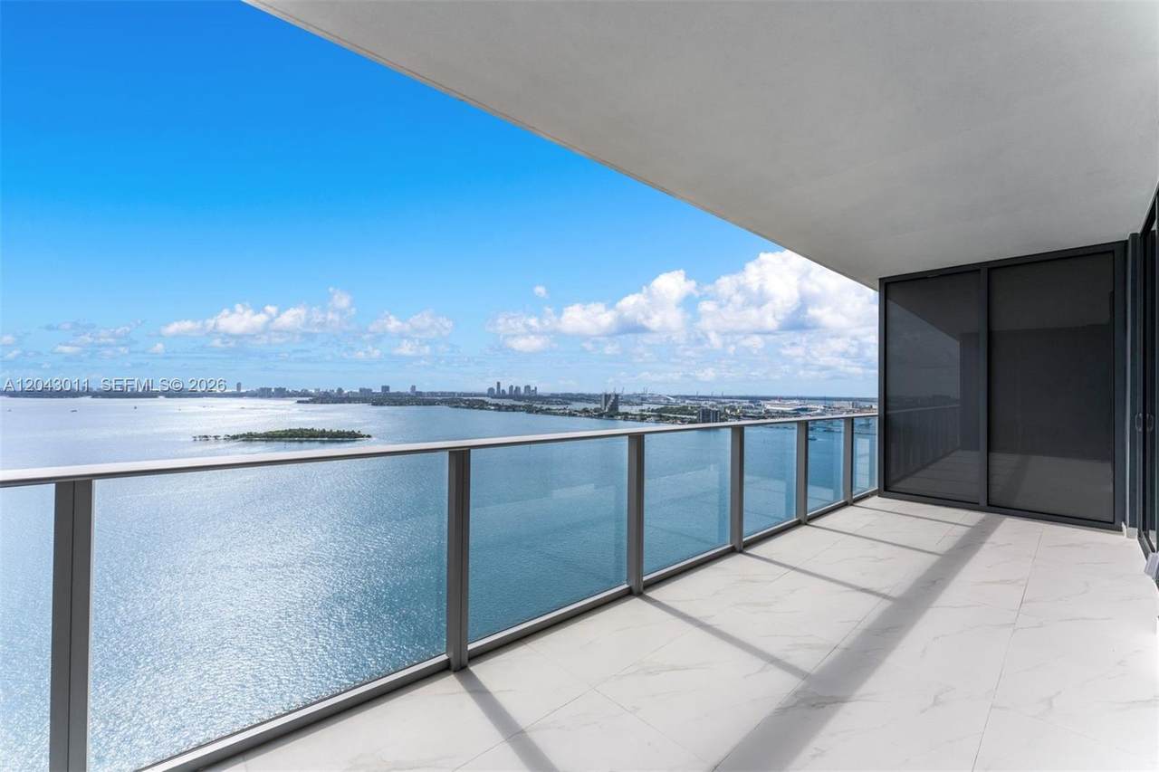 https://bt-photos.global.ssl.fastly.net/miami/1280_boomver_1_A12043011-2.jpg