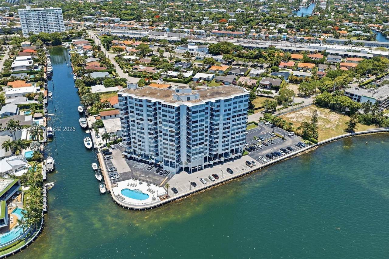https://bt-photos.global.ssl.fastly.net/miami/1280_boomver_1_A12043066-2.jpg