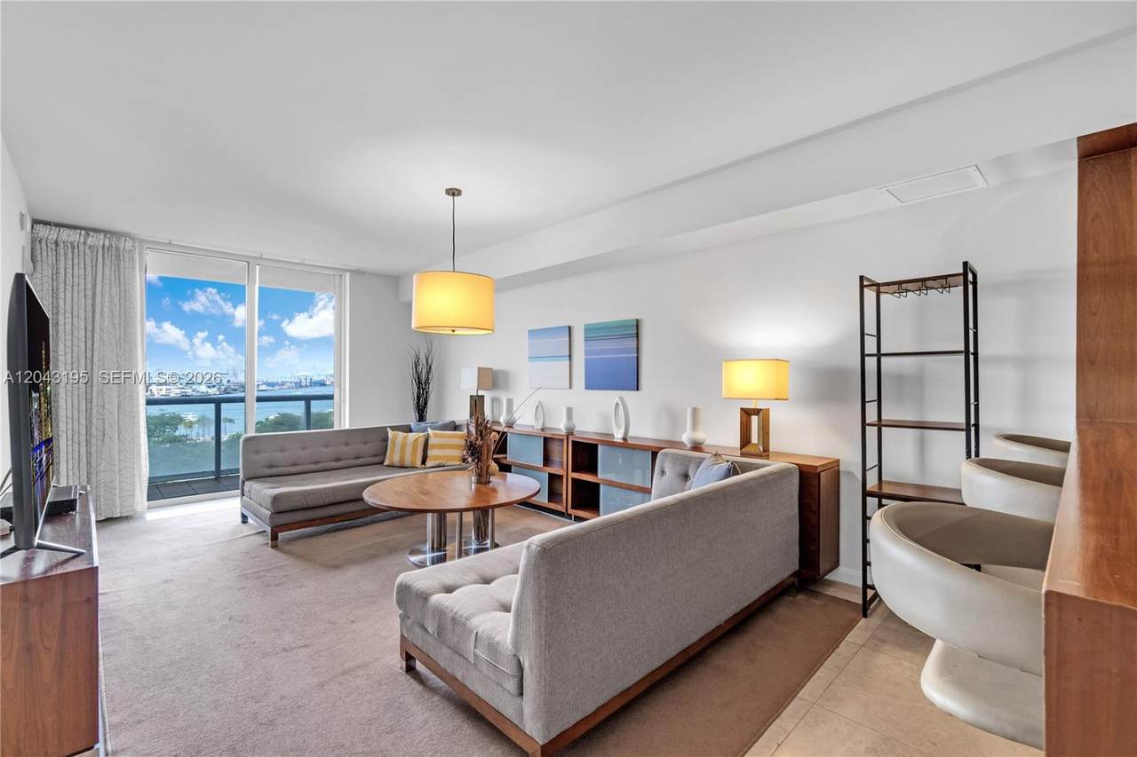 50 Biscayne Blvd - Photo 1
