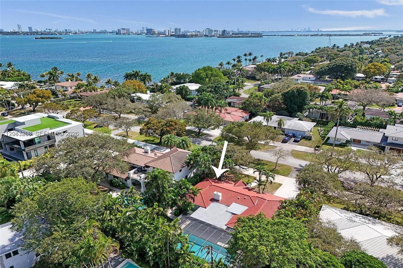https://bt-photos.global.ssl.fastly.net/miami/1280_boomver_1_A12043208-2.jpg