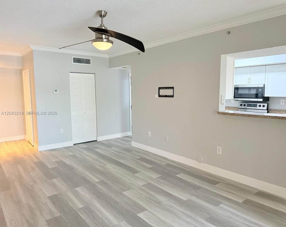 https://bt-photos.global.ssl.fastly.net/miami/1280_boomver_1_A12043214-2.jpg