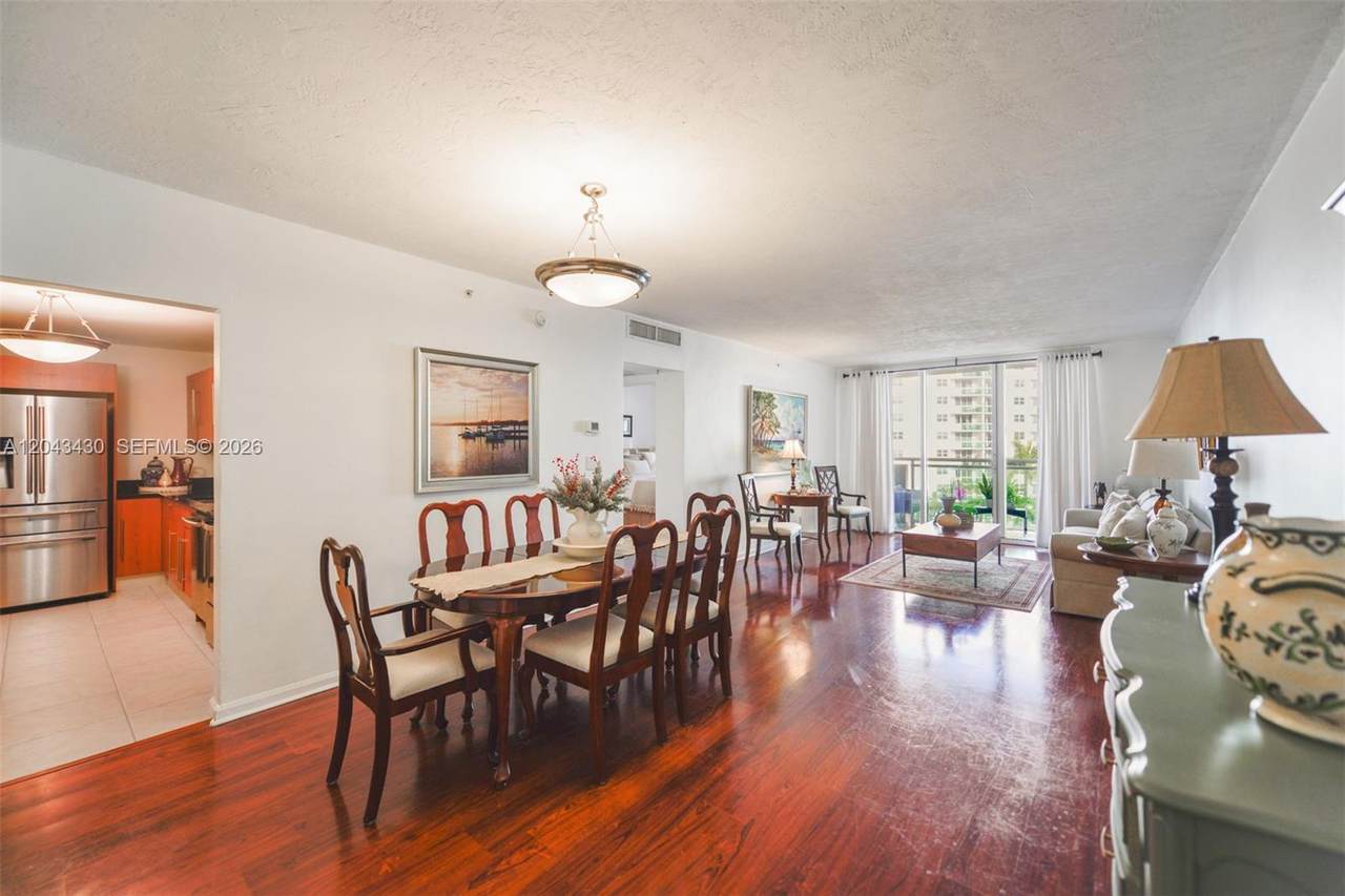 3000 Ocean Dr - Photo 1