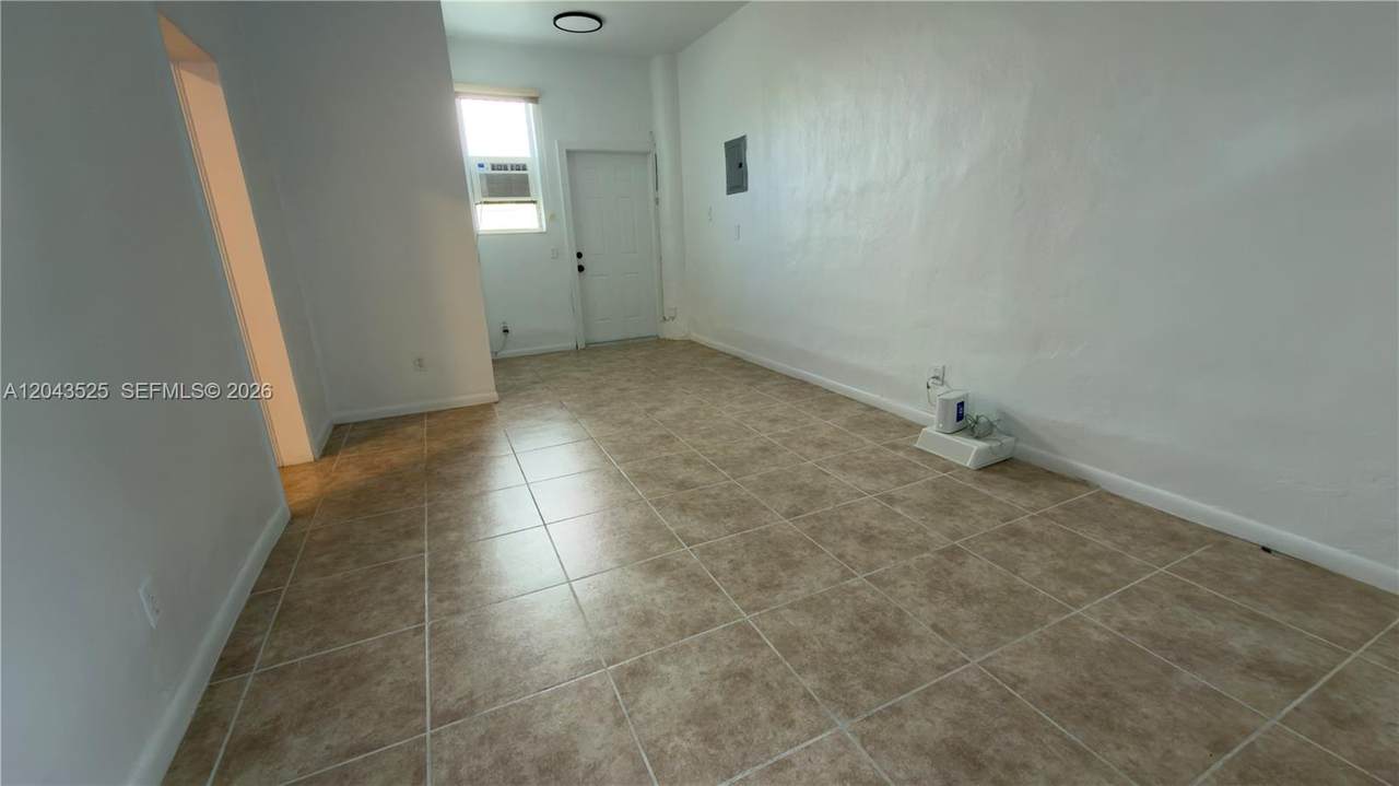 https://bt-photos.global.ssl.fastly.net/miami/orig_boomver_1_A12043525-2.jpg