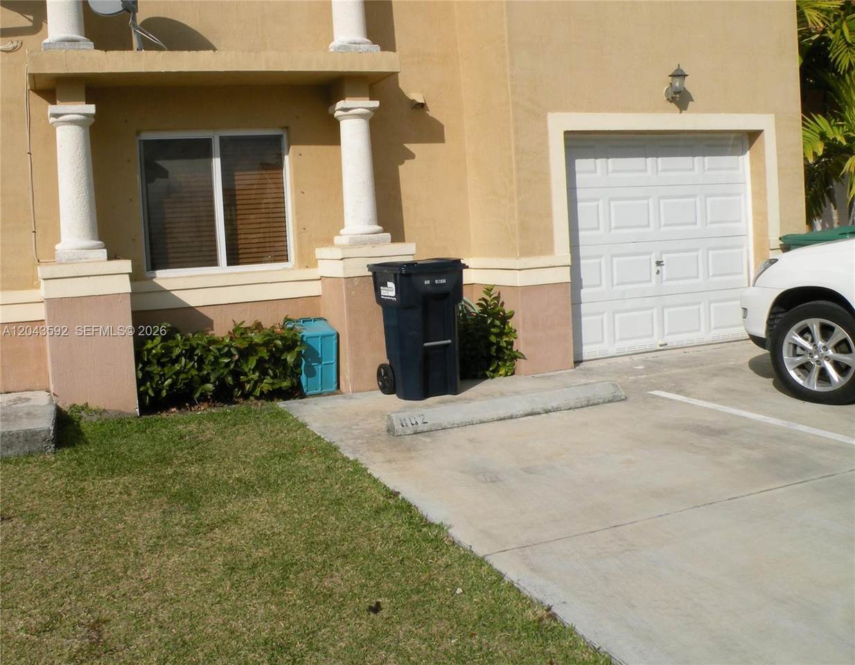 10981 88th Terrace - Photo 1