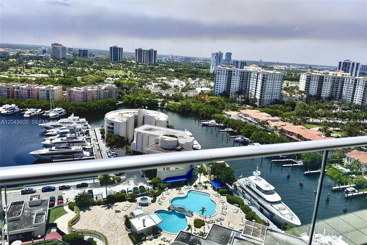 https://bt-photos.global.ssl.fastly.net/miami/1280_boomver_1_A12043600-2.jpg