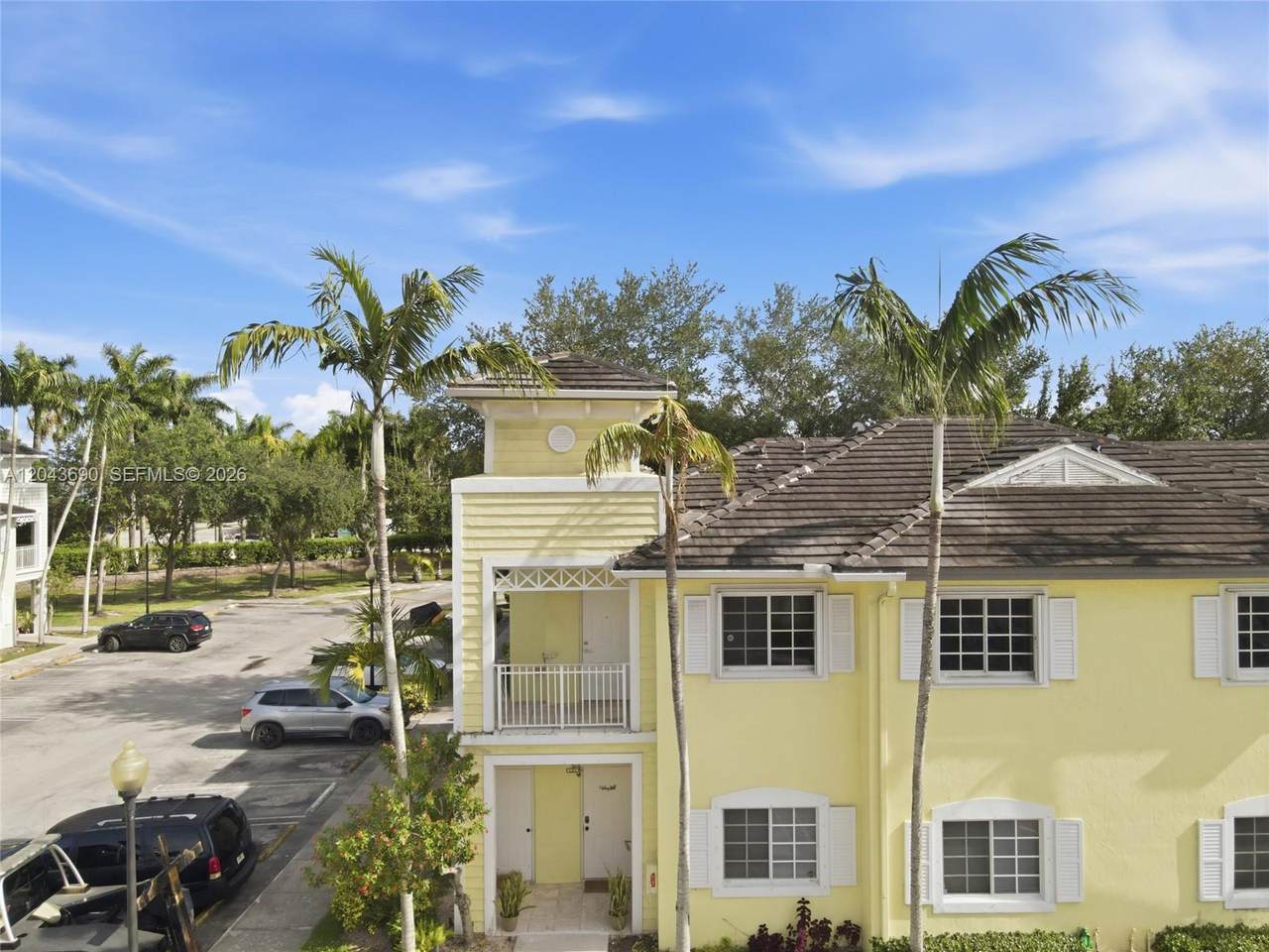https://bt-photos.global.ssl.fastly.net/miami/1280_boomver_1_A12043690-2.jpg