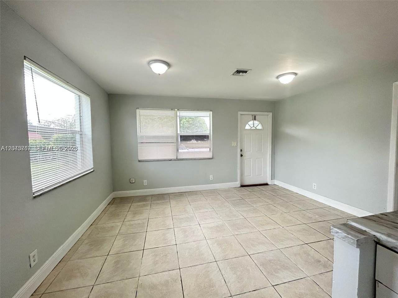 https://bt-photos.global.ssl.fastly.net/miami/1280_boomver_1_A12043717-2.jpg