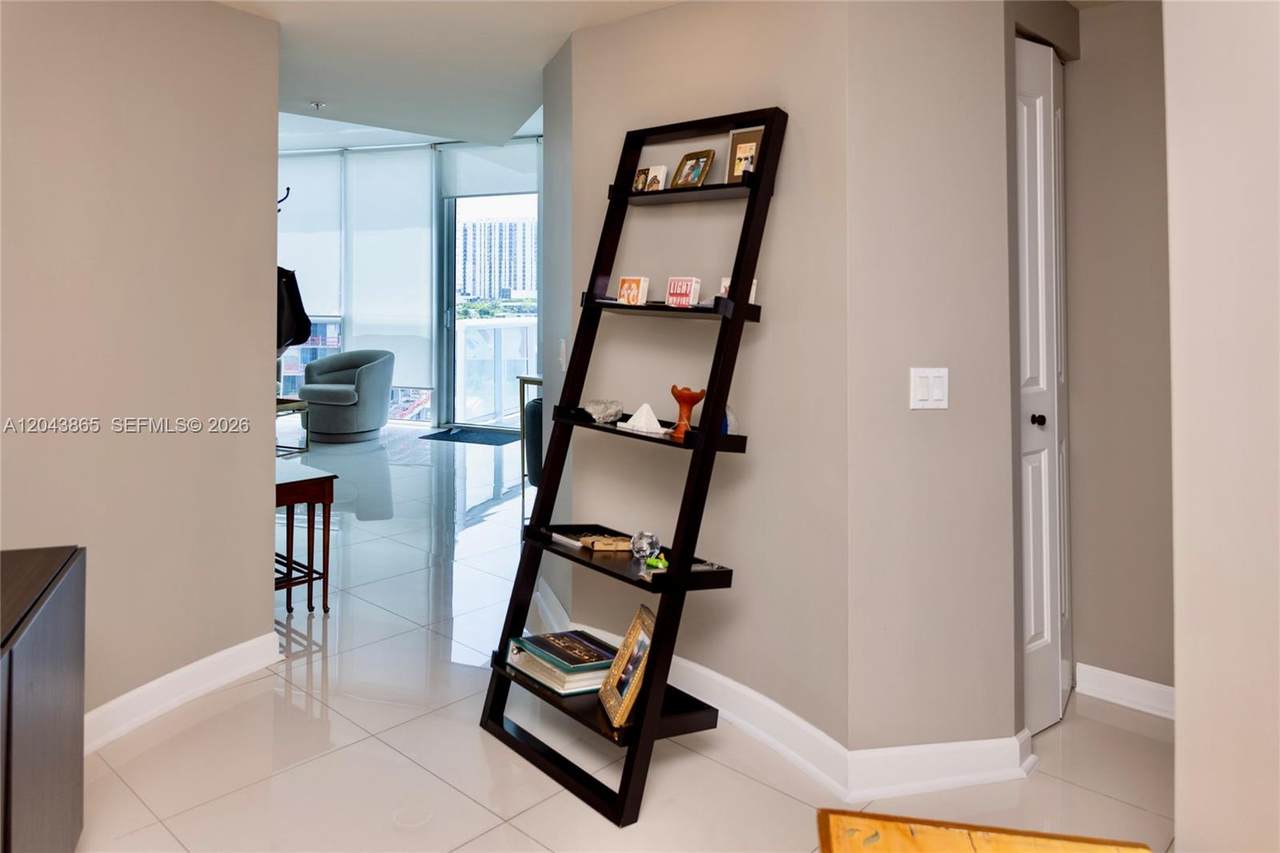 https://bt-photos.global.ssl.fastly.net/miami/1280_boomver_1_A12043865-2.jpg