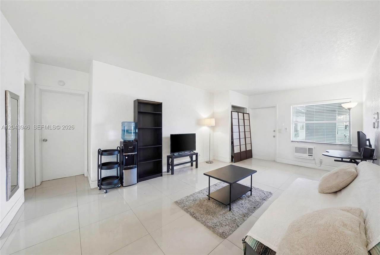 1100 9th Ave - Photo 1