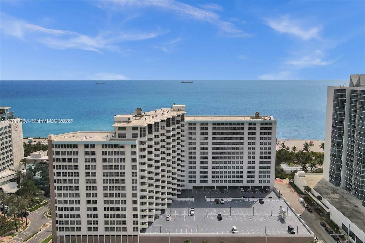 2899 Collins Ave - Photo 1
