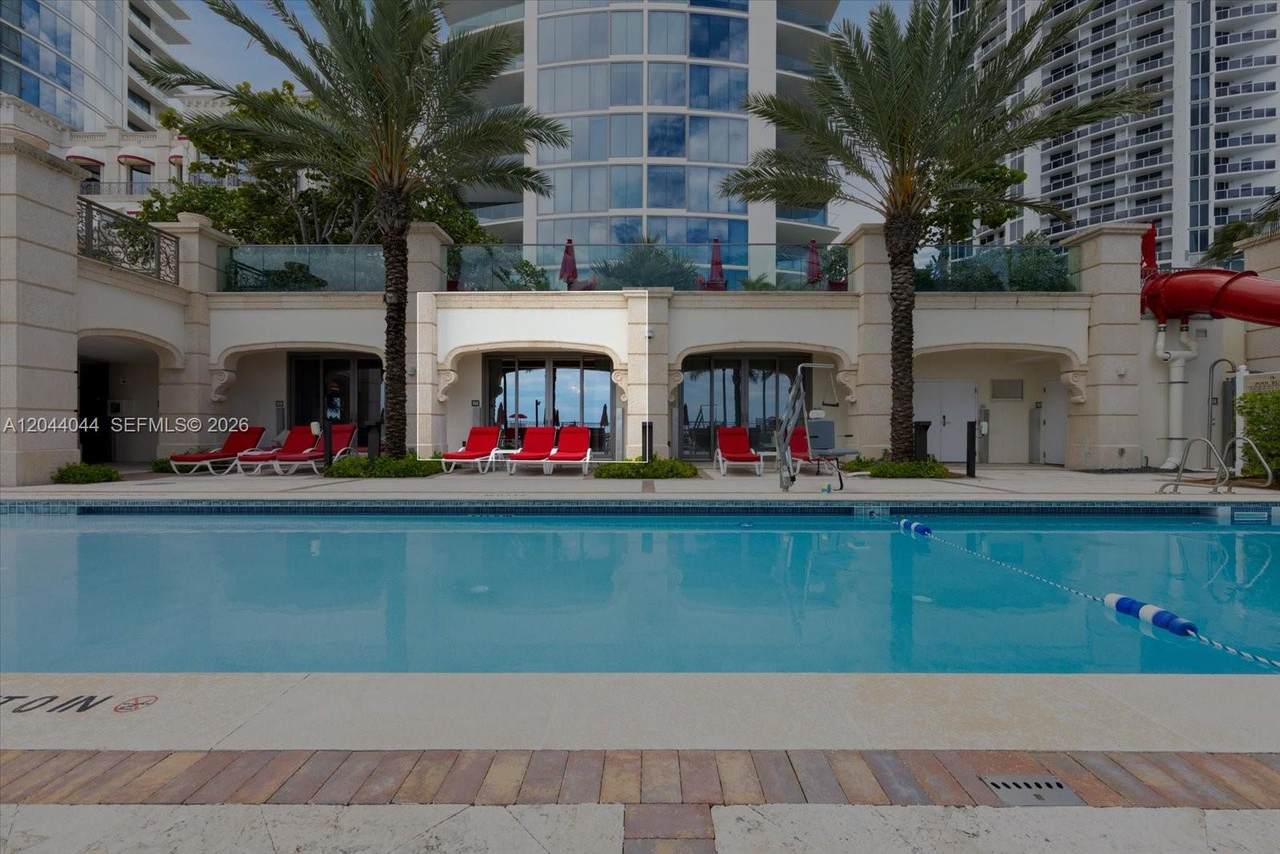 https://bt-photos.global.ssl.fastly.net/miami/1280_boomver_1_A12044044-2.jpg