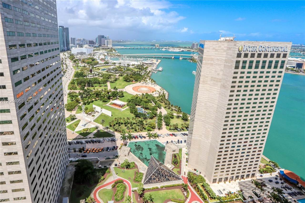 325 Biscayne Blvd - Photo 1