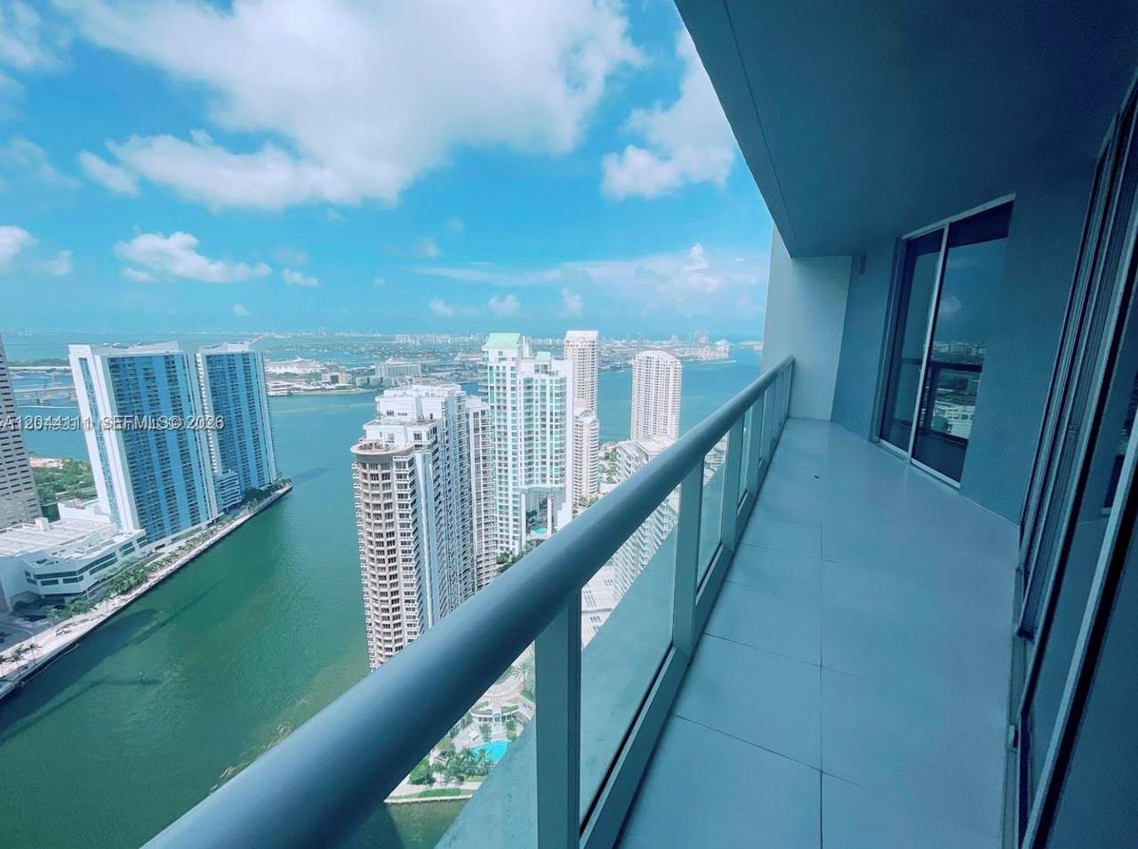 https://bt-photos.global.ssl.fastly.net/miami/1280_boomver_1_A12044111-2.jpg