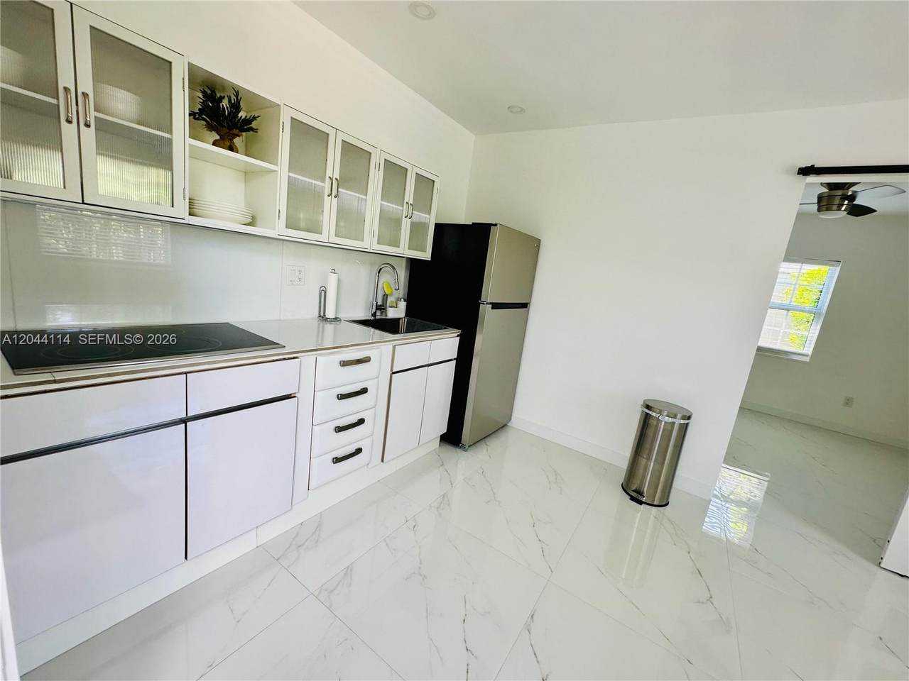 https://bt-photos.global.ssl.fastly.net/miami/1280_boomver_1_A12044114-2.jpg