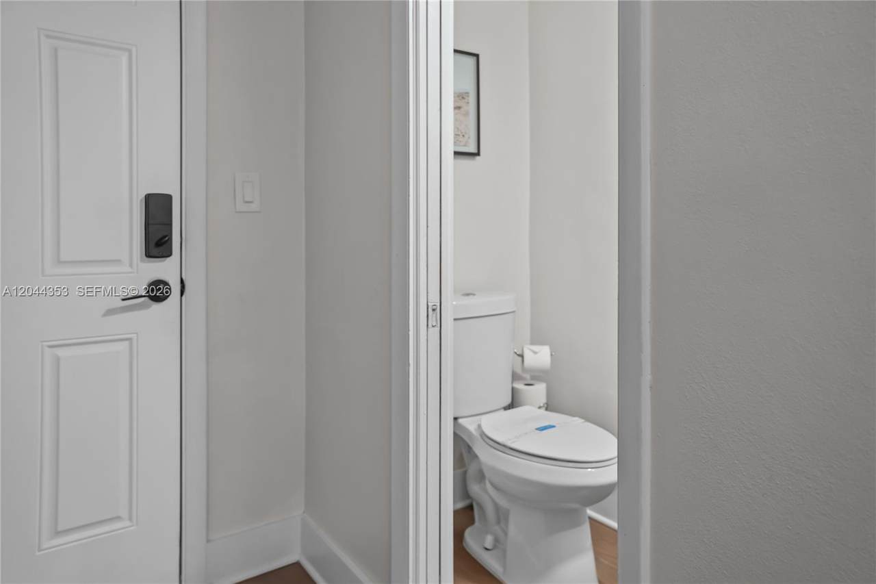 https://bt-photos.global.ssl.fastly.net/miami/1280_boomver_1_A12044353-2.jpg