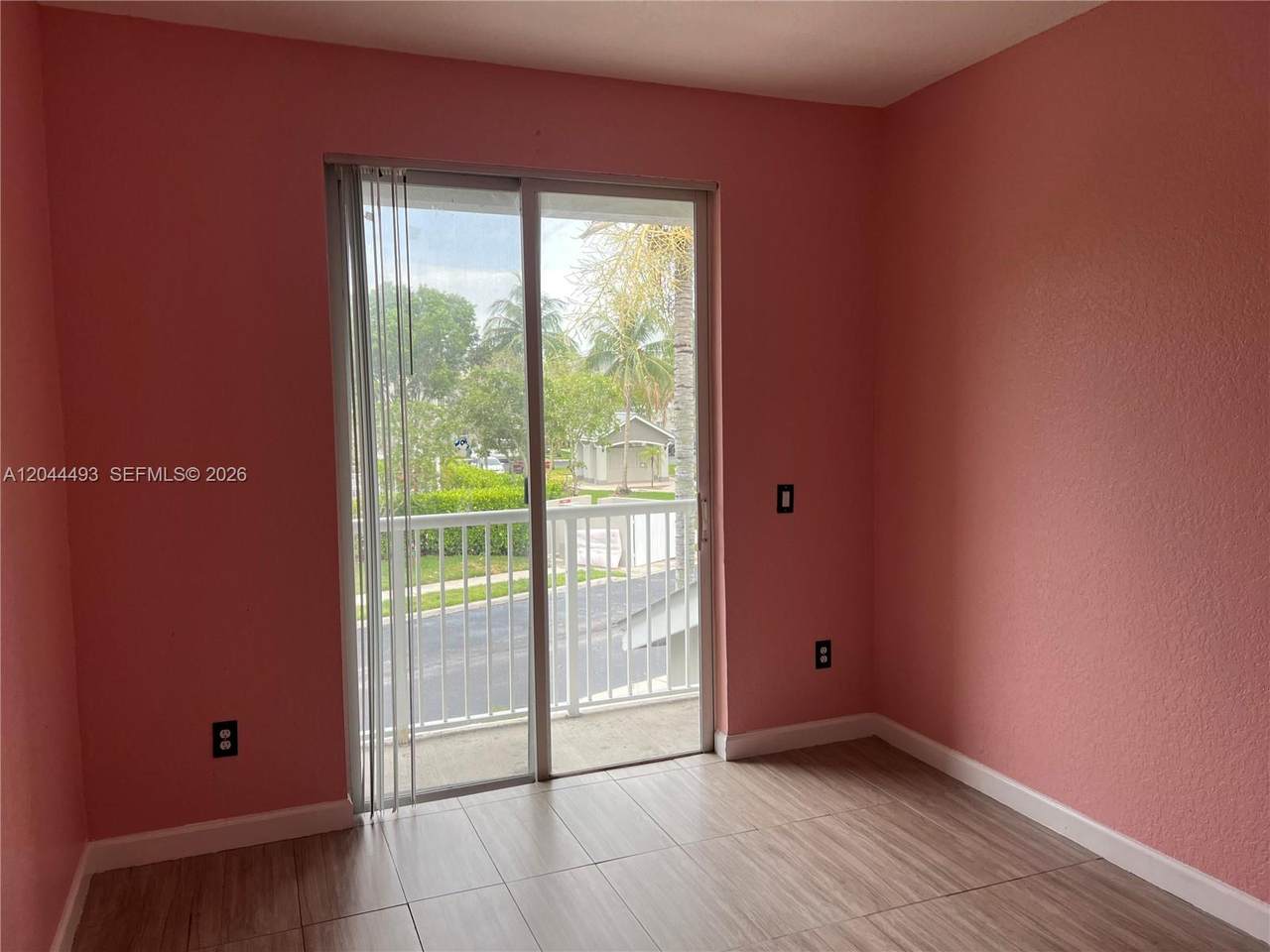 https://bt-photos.global.ssl.fastly.net/miami/1280_boomver_1_A12044493-2.jpg