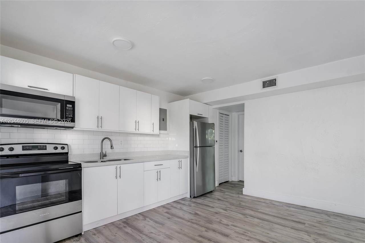 1630 18th St - Photo 1