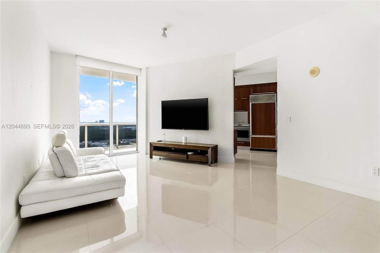 https://bt-photos.global.ssl.fastly.net/miami/1280_boomver_2_A12044693-2.jpg