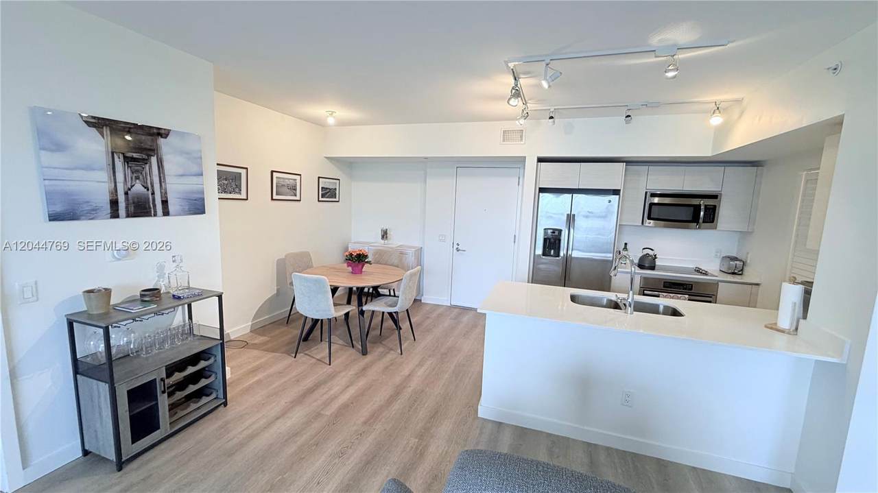 4250 Biscayne Blvd - Photo 1