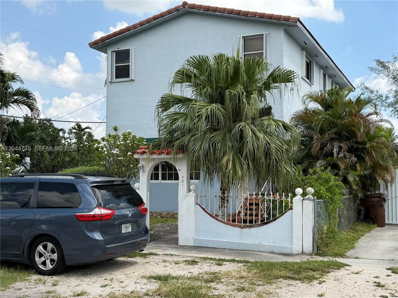https://bt-photos.global.ssl.fastly.net/miami/1280_boomver_1_A12044778-2.jpg