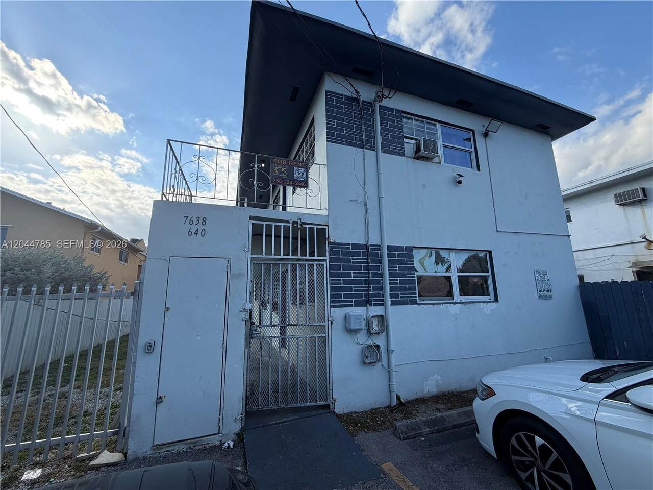 7638 Miami Ave - Photo 1