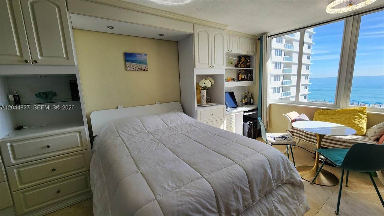 19201 Collins Ave - Photo 1