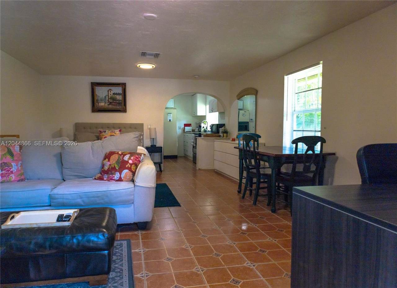 https://bt-photos.global.ssl.fastly.net/miami/1280_boomver_1_A12044866-2.jpg