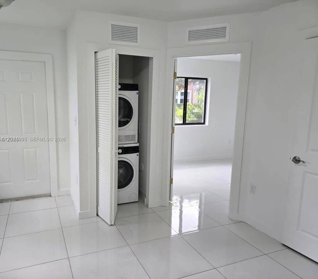 https://bt-photos.global.ssl.fastly.net/miami/1280_boomver_1_A12044995-2.jpg