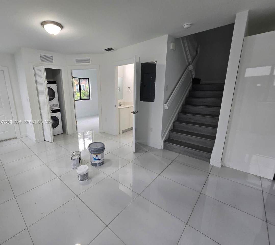 https://bt-photos.global.ssl.fastly.net/miami/1280_boomver_1_A12044995-2.jpg