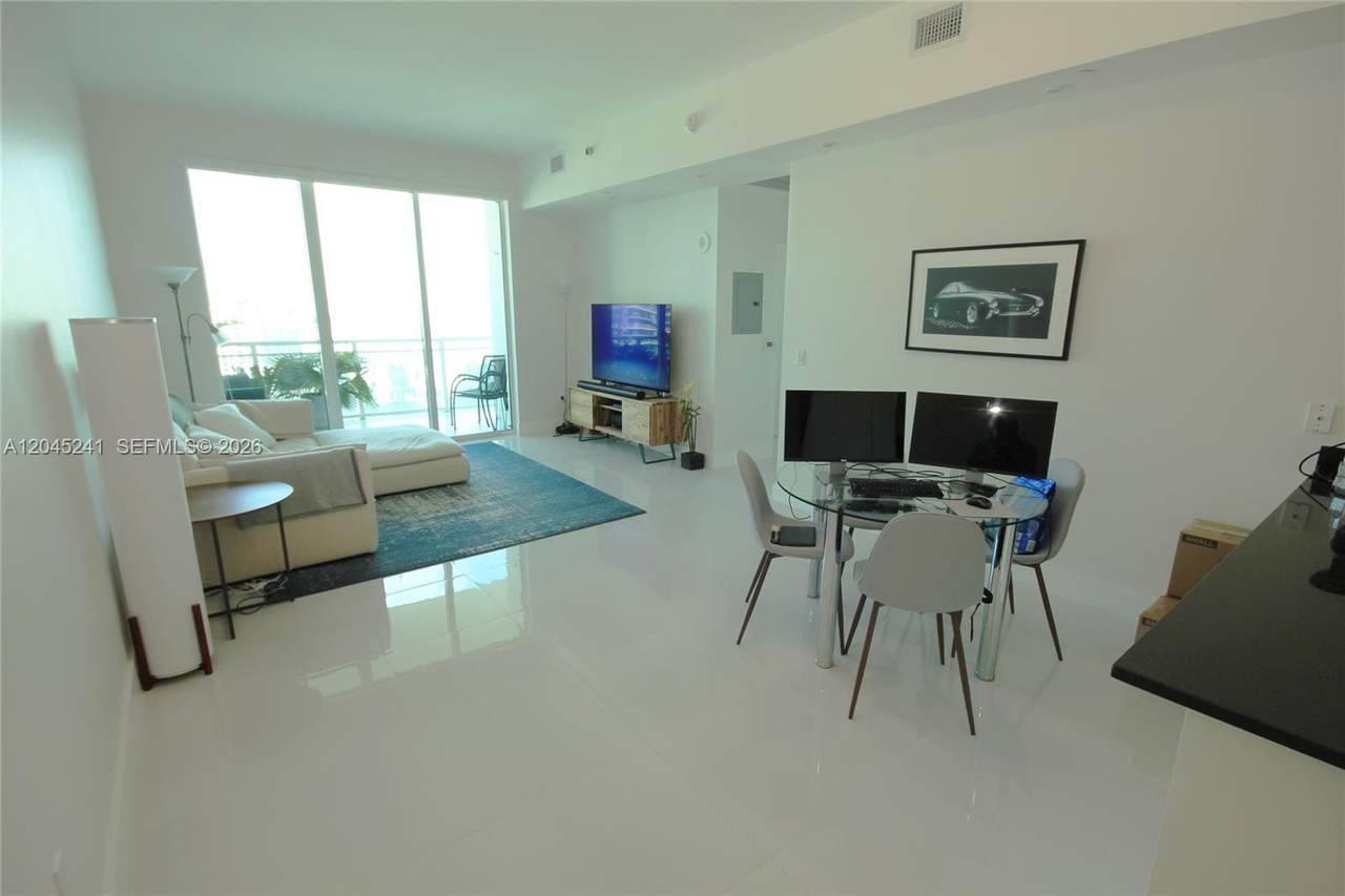 https://bt-photos.global.ssl.fastly.net/miami/1280_boomver_1_A12045241-2.jpg