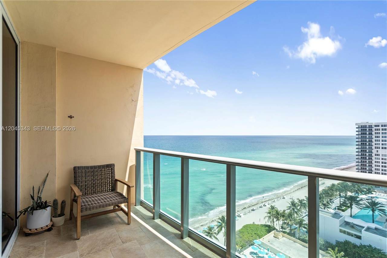 2501 Ocean Dr - Photo 1