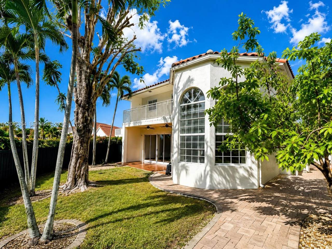 https://bt-photos.global.ssl.fastly.net/miami/1280_boomver_1_A12045354-2.jpg