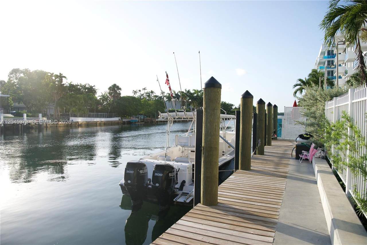 https://bt-photos.global.ssl.fastly.net/miami/1280_boomver_1_A12045373-2.jpg