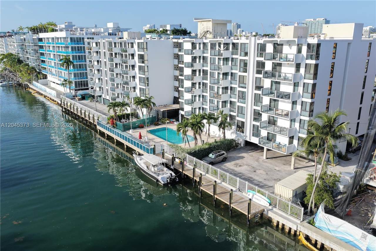 https://bt-photos.global.ssl.fastly.net/miami/1280_boomver_1_A12045373-2.jpg