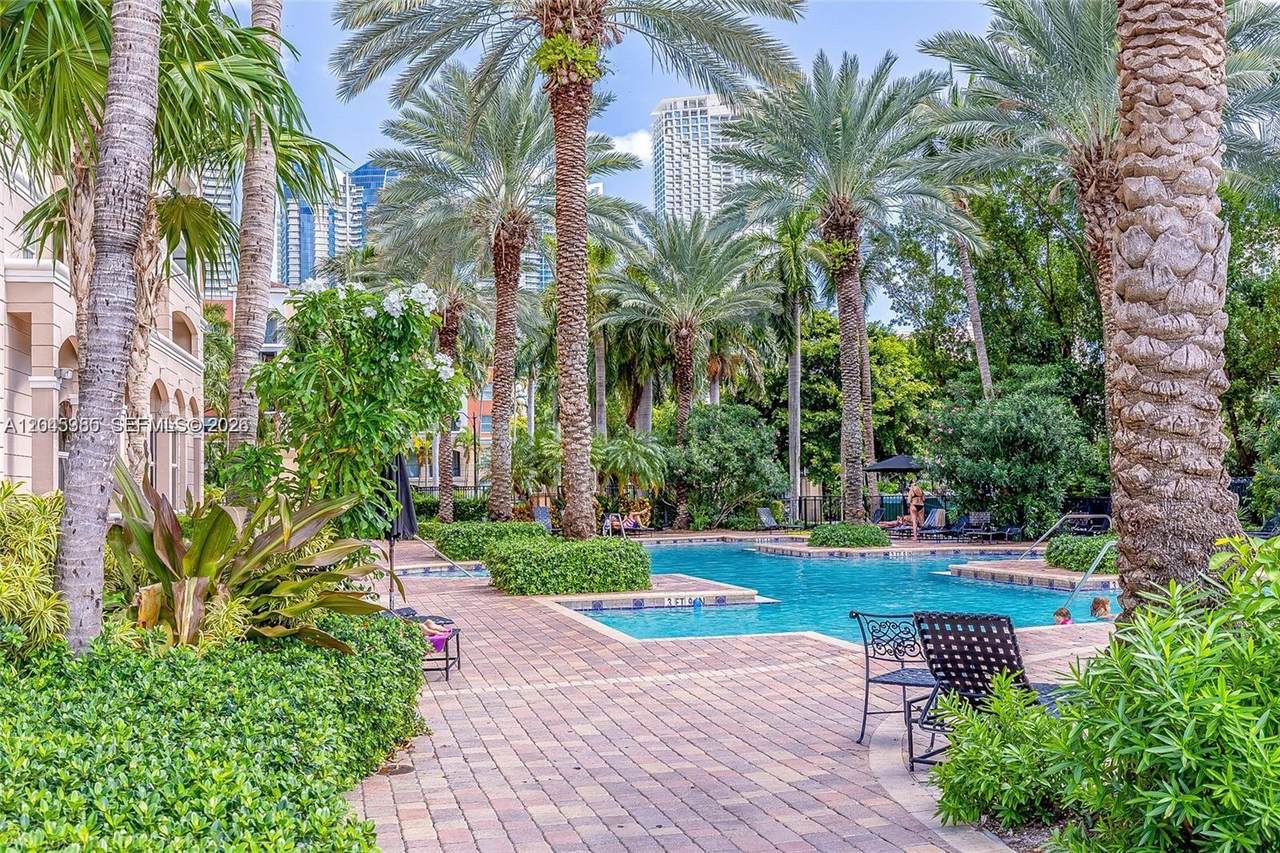 https://bt-photos.global.ssl.fastly.net/miami/1280_boomver_1_A12045385-2.jpg