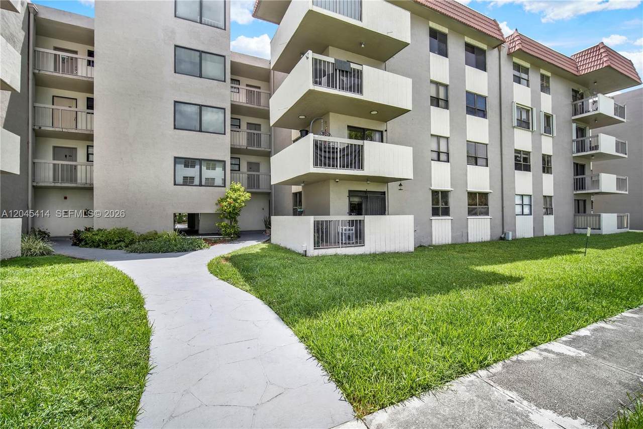 1101 SW 122nd Ave - Photo 1