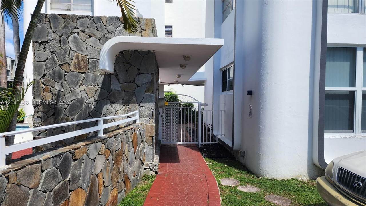 https://bt-photos.global.ssl.fastly.net/miami/1280_boomver_1_A12045418-2.jpg