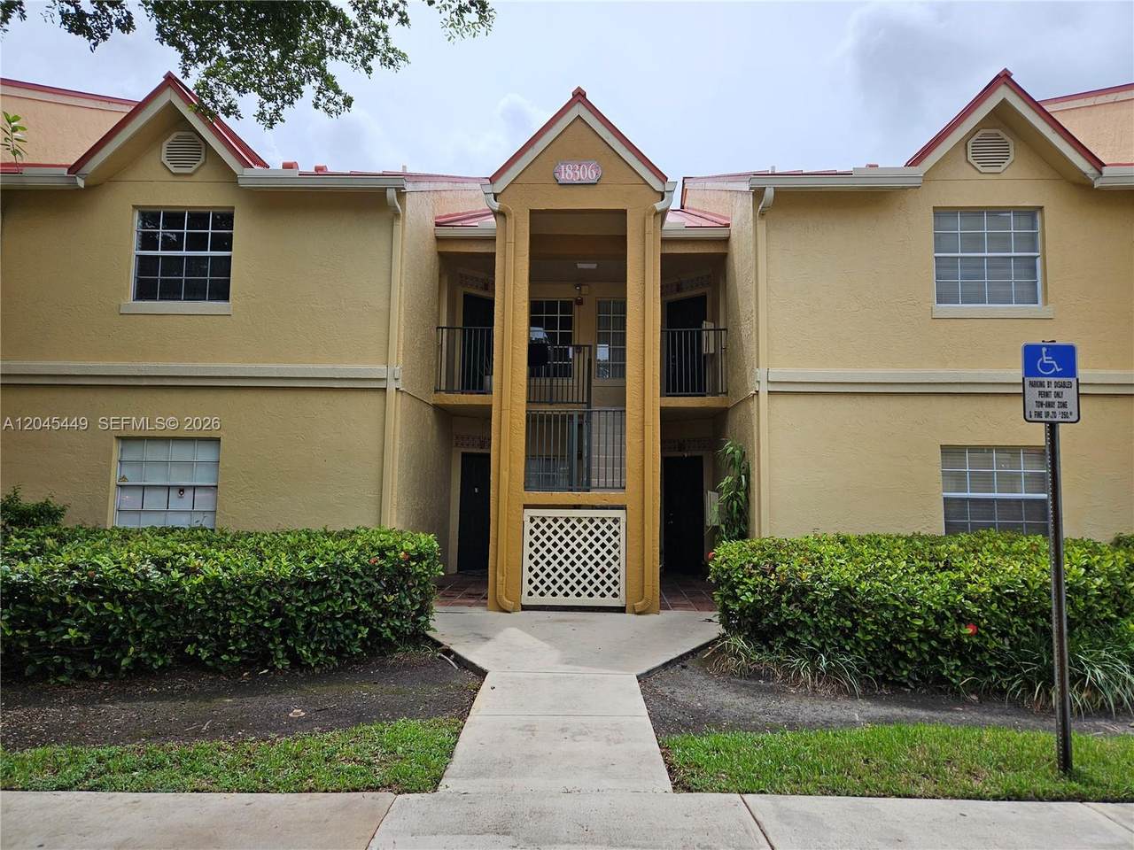 18306 68th Ave - Photo 1