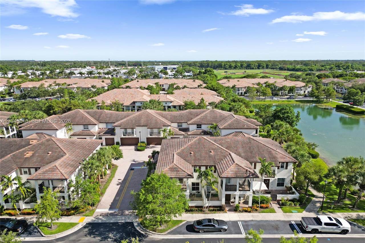 https://bt-photos.global.ssl.fastly.net/miami/1280_boomver_1_A12045613-2.jpg