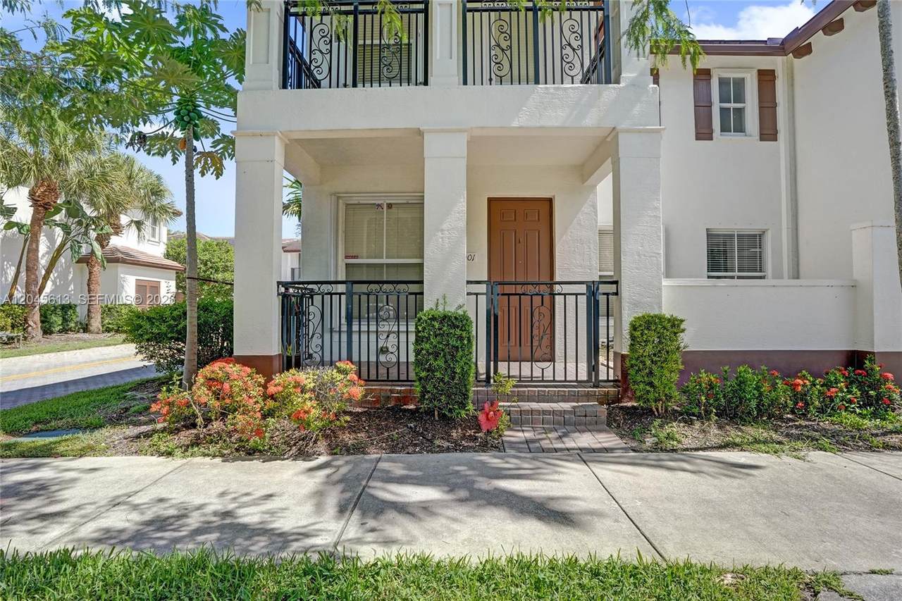 https://bt-photos.global.ssl.fastly.net/miami/1280_boomver_1_A12045613-2.jpg
