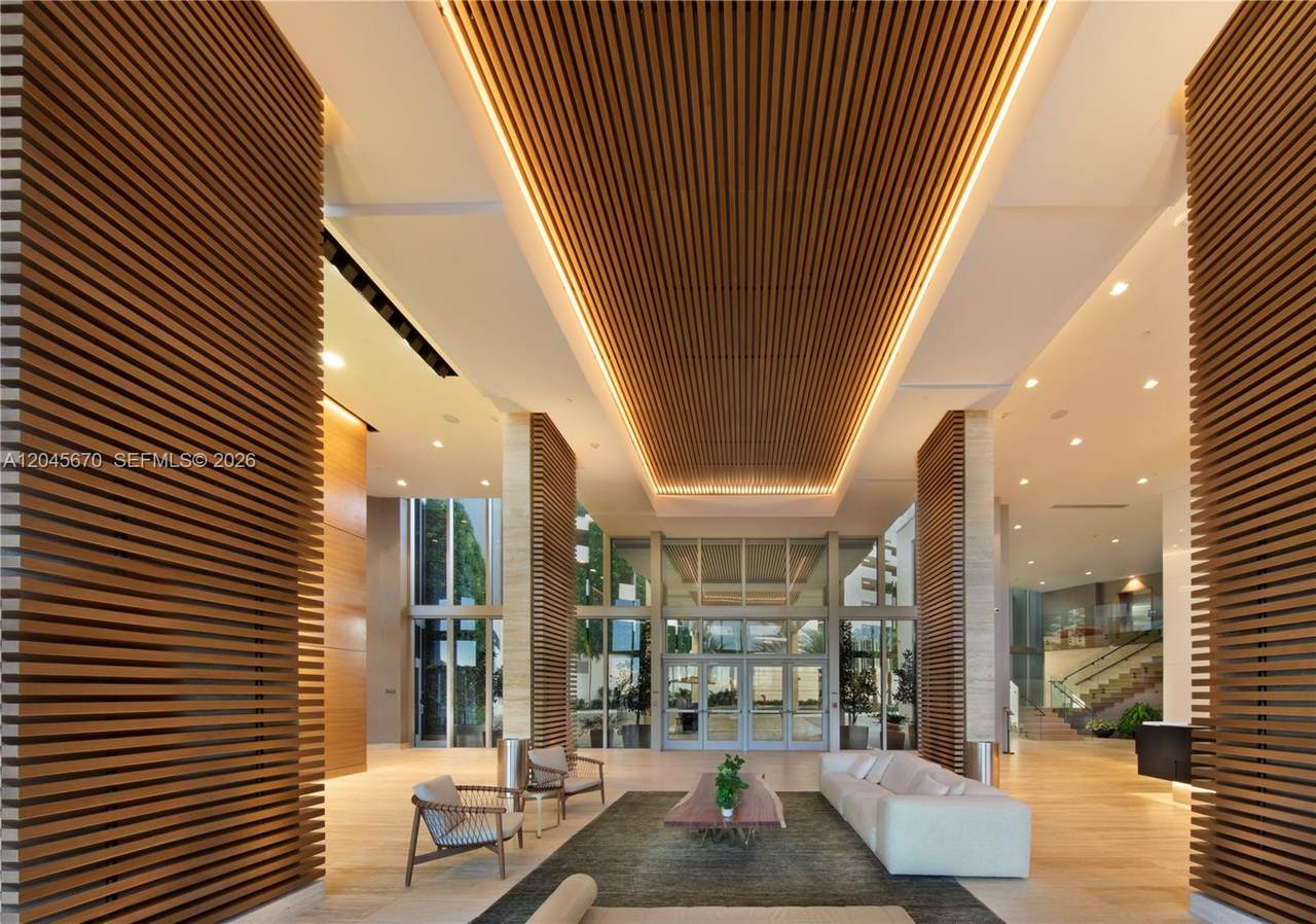 https://bt-photos.global.ssl.fastly.net/miami/1280_boomver_1_A12045670-2.jpg