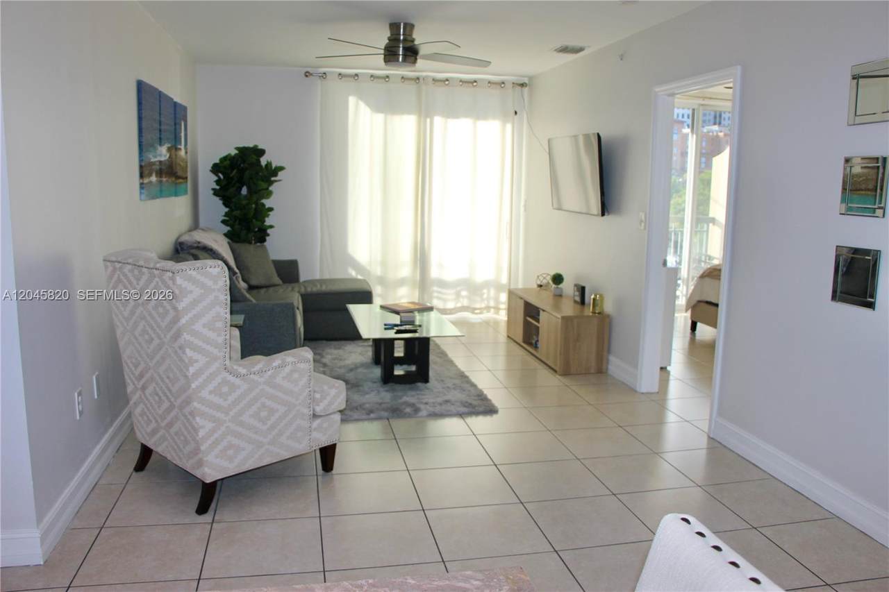 https://bt-photos.global.ssl.fastly.net/miami/1280_boomver_1_A12045820-2.jpg